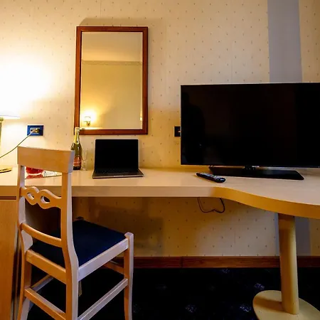 Hotel Torre Di Pratolungo 3*