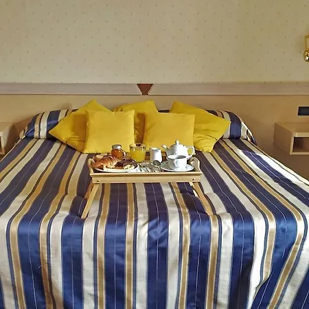 Отель Torre Di Pratolungo 3*
