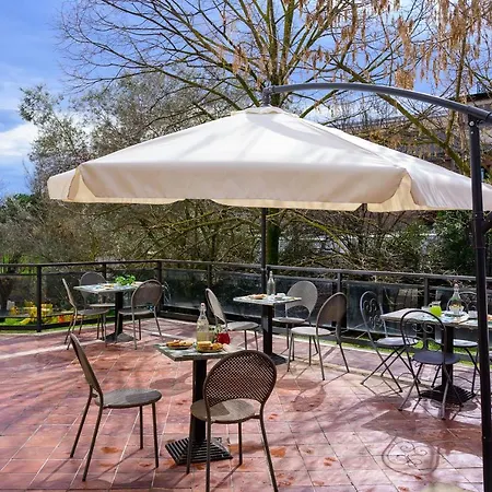 Torre Di Pratolungo Otel Roma